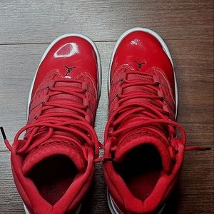 SOLD! Nike Jordan Max Aura Gym Red Shoes